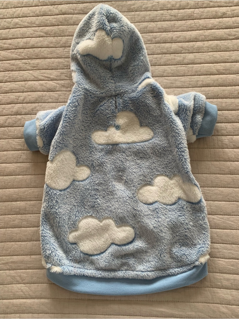 The “Oodie” Dog Hoodie Size XS/S Blue and White Clouds